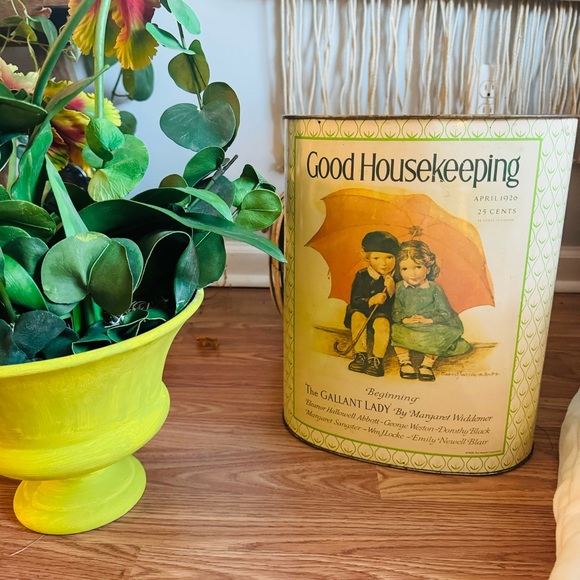 1926 Good Housekeeping Waste Basket - Picture 7 of 7